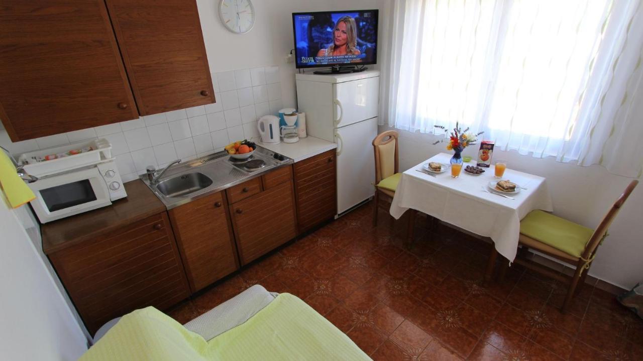 Studio in Vantacici/Insel Krk 14419 Exterior foto